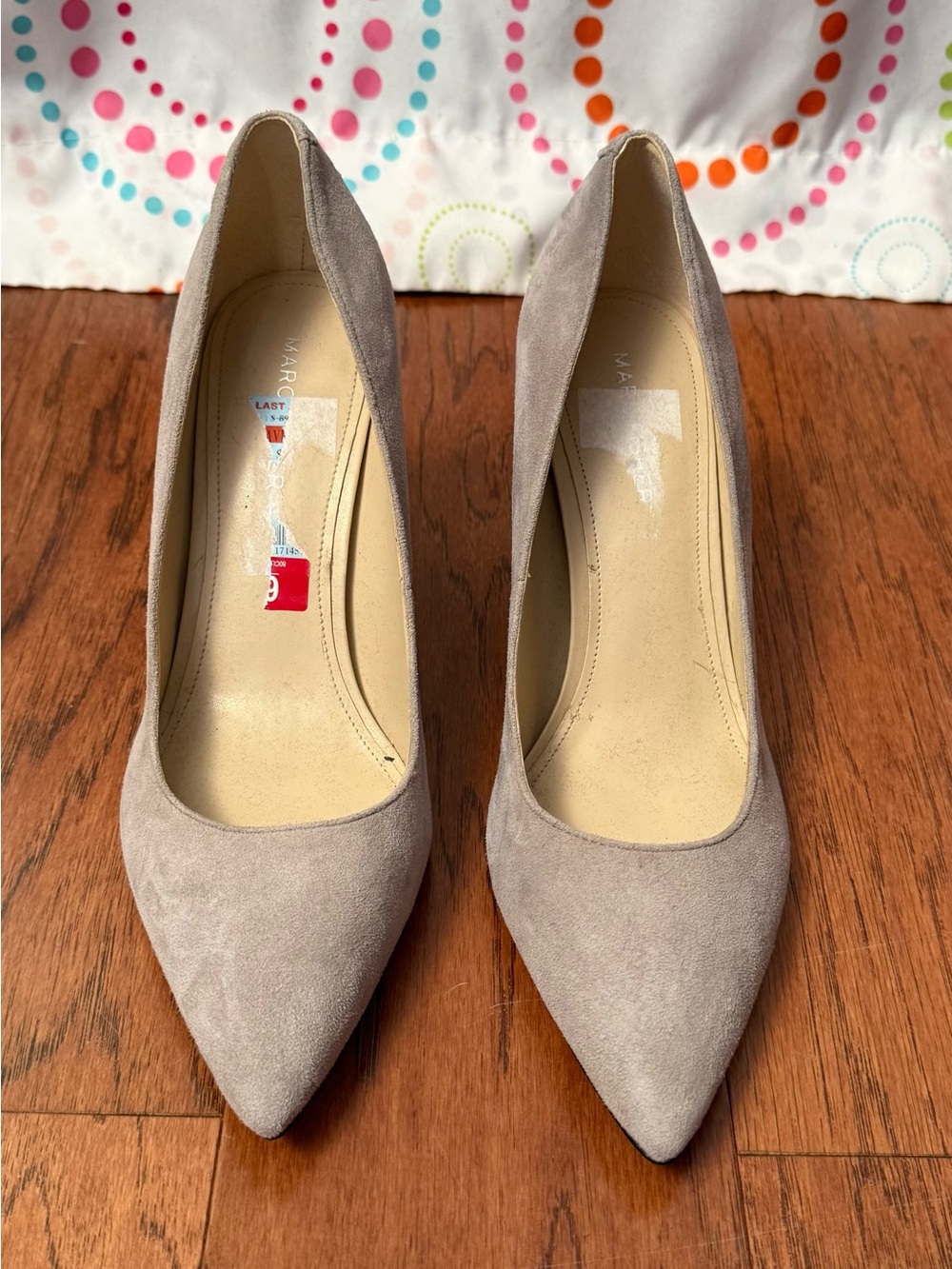 Marc Fisher New Neutral Grey Suede Pointed-Toe Pumps
